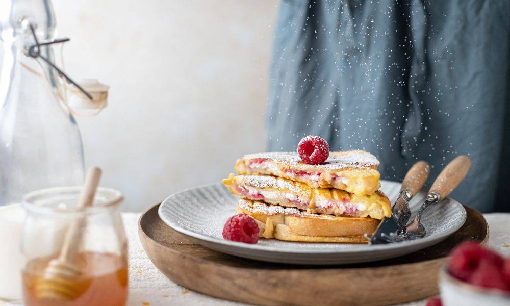 Come preparare uno squisito toast dolce farcito