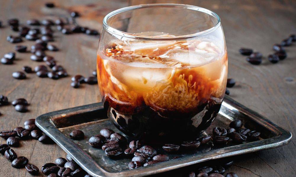 Come preparare il liquore al caffè cremoso