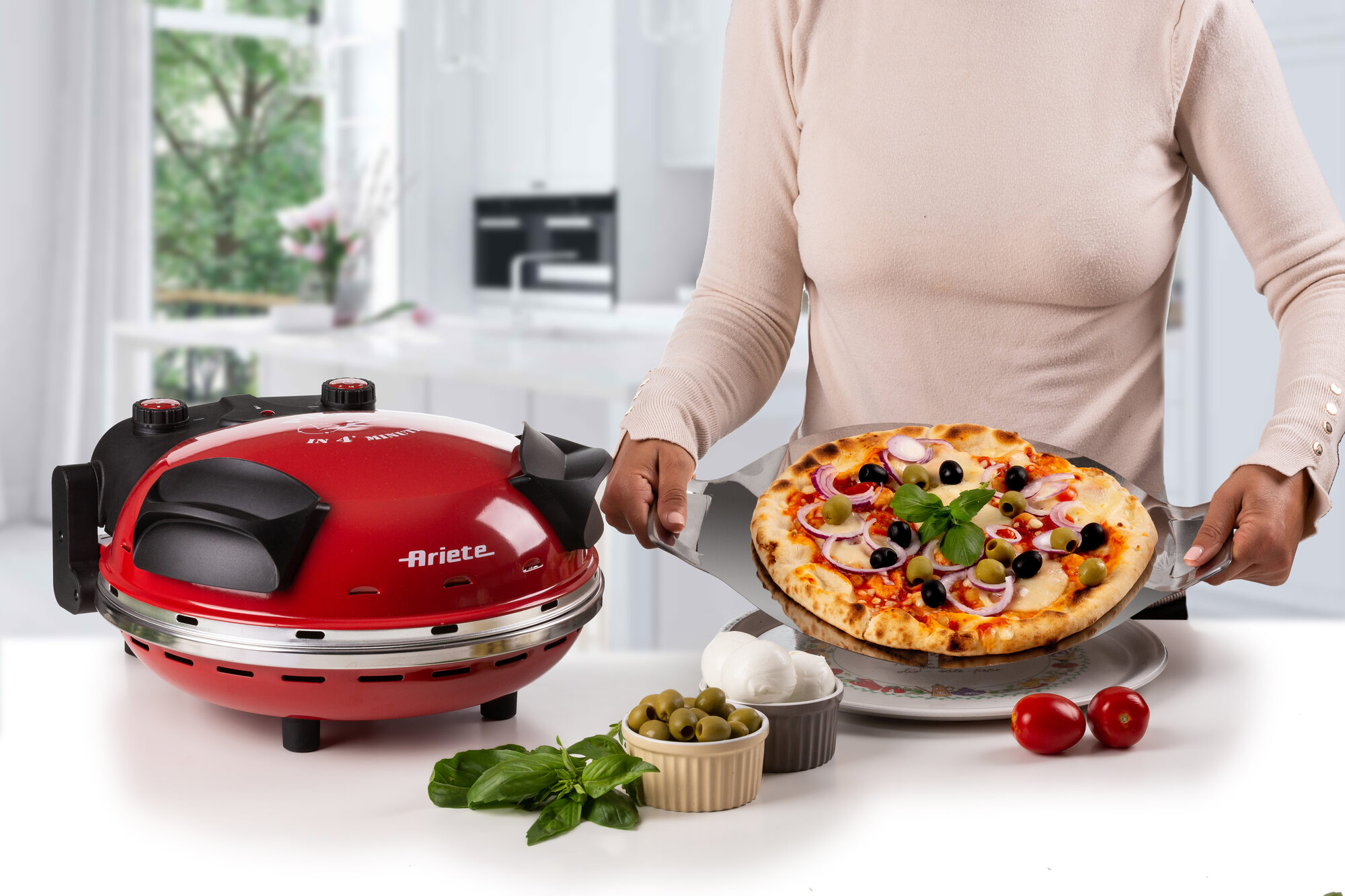 Ariete Forno Pizza Doppio 927, Forno per Pizza con 5 Livelli di Cottura, 2  Piastre Refrattarie Antiaderenti, 2 Pale in Acciaio Inox Incluse, Max  400°C, 2 Termostati, Diametro 32 cm, 2300W, Rosso : : Casa e cucina