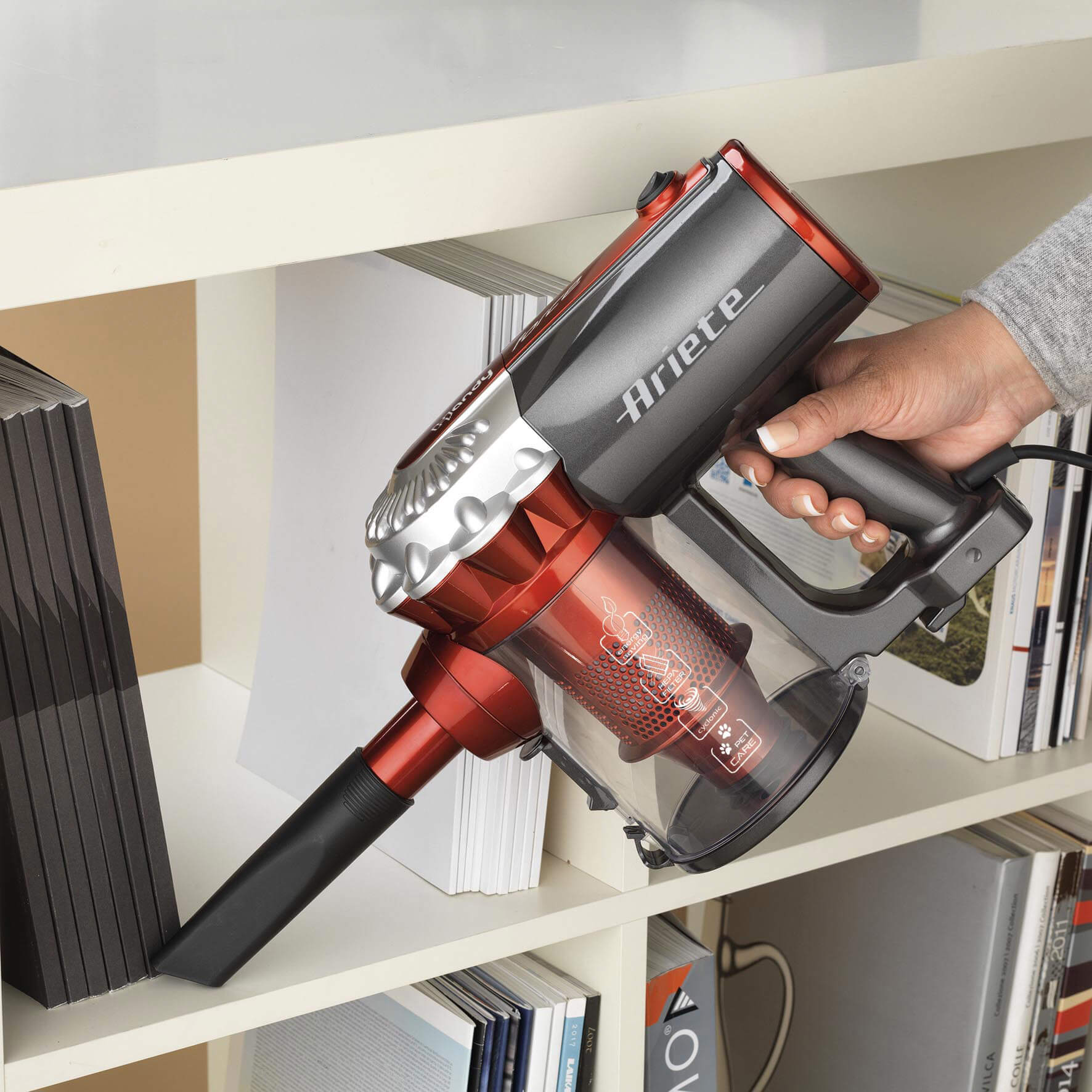 Scopa elettrica e aspirabriciole senza sacco | Handy Force | Ariete